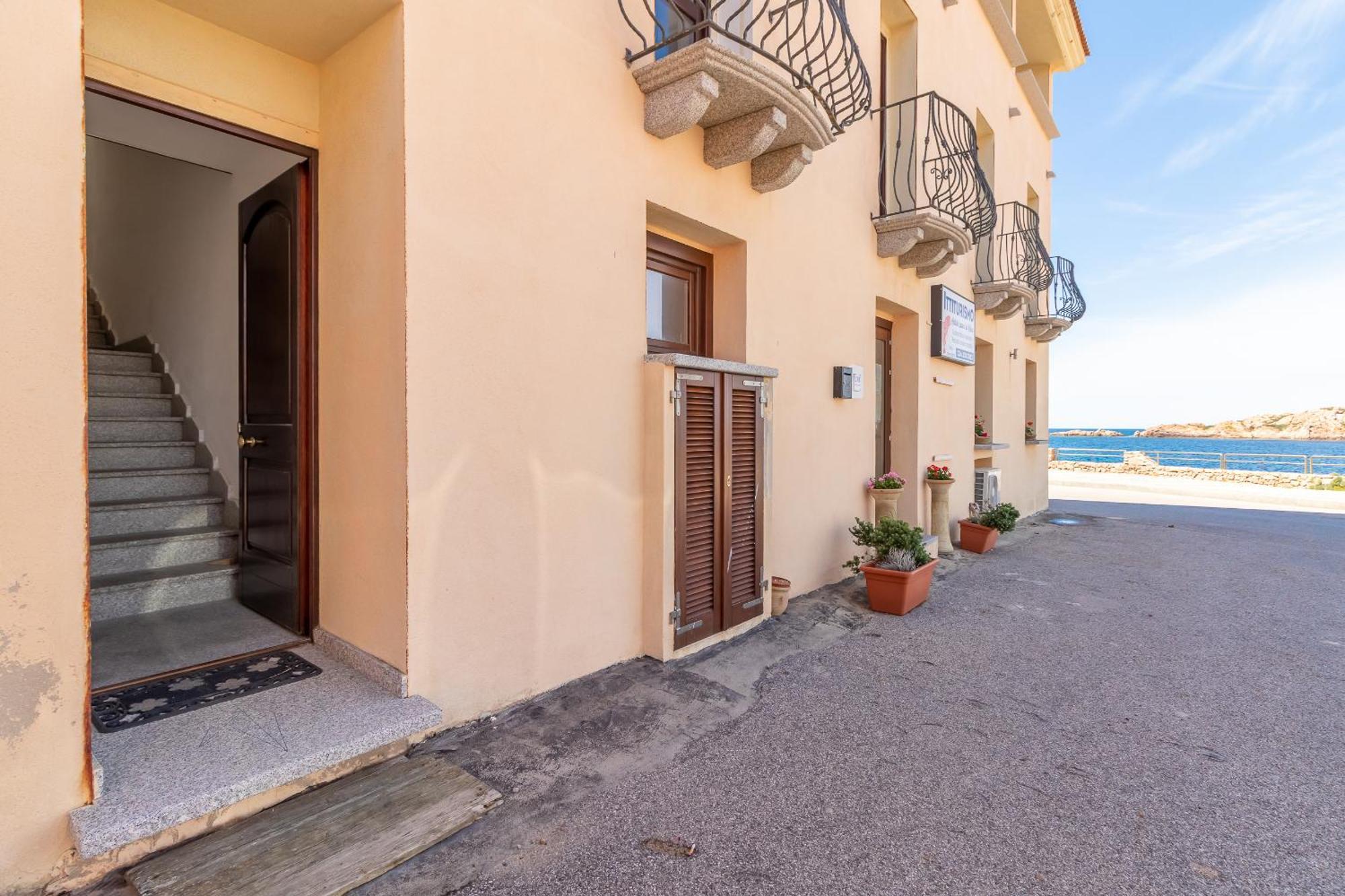 Casa Sulla Scogliera Isola Rossa Isola Rossa (Sassari) Exterior foto